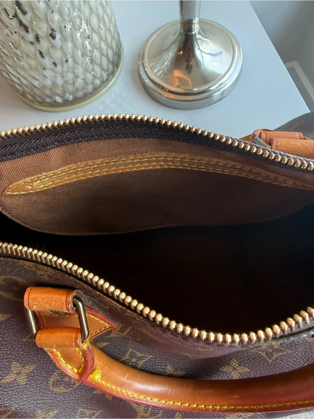 Vintage Louis Vuitton Monogram Canvas Speedy 30